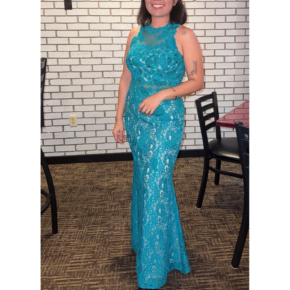 Arabella Exclusives Homecoming Teal Blue Lace Beaded Dress Size 8